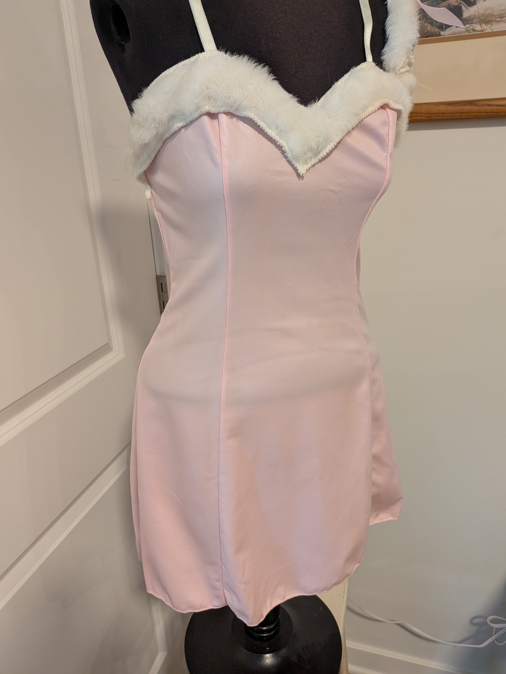 Leg Avenue Pink Slip Playboy Bunny Cosplay Costume M/L